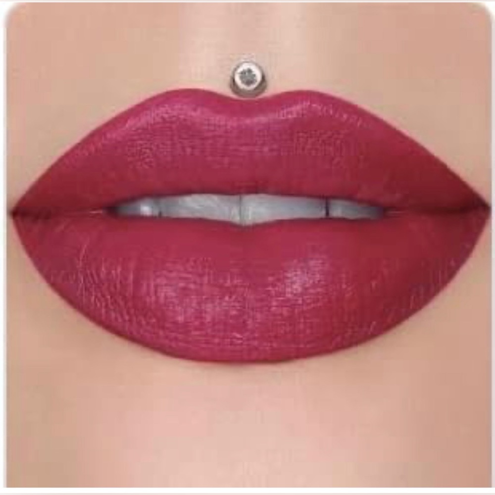 JEFFREE STAR VELVET TRAP LIPSTICK - ENTRAPMENT - Picture 2 of 2